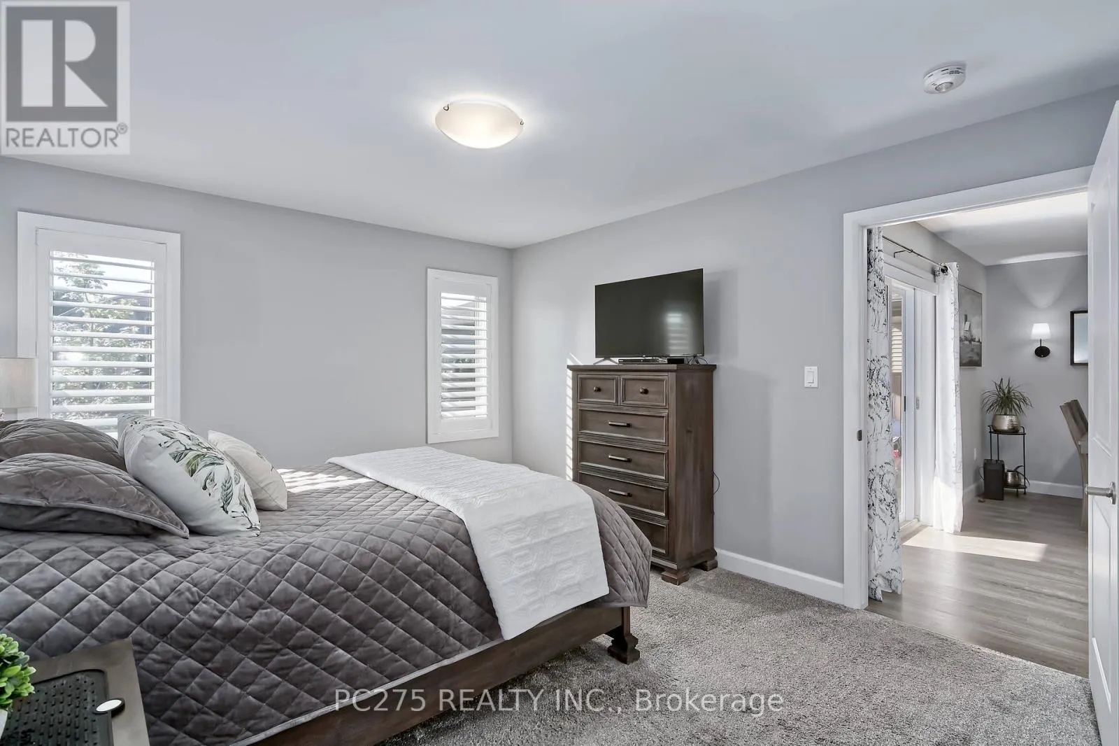 133 MOONSTONE CRESCENT