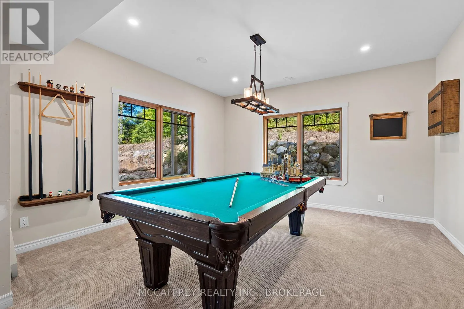 840 LONGS LANE