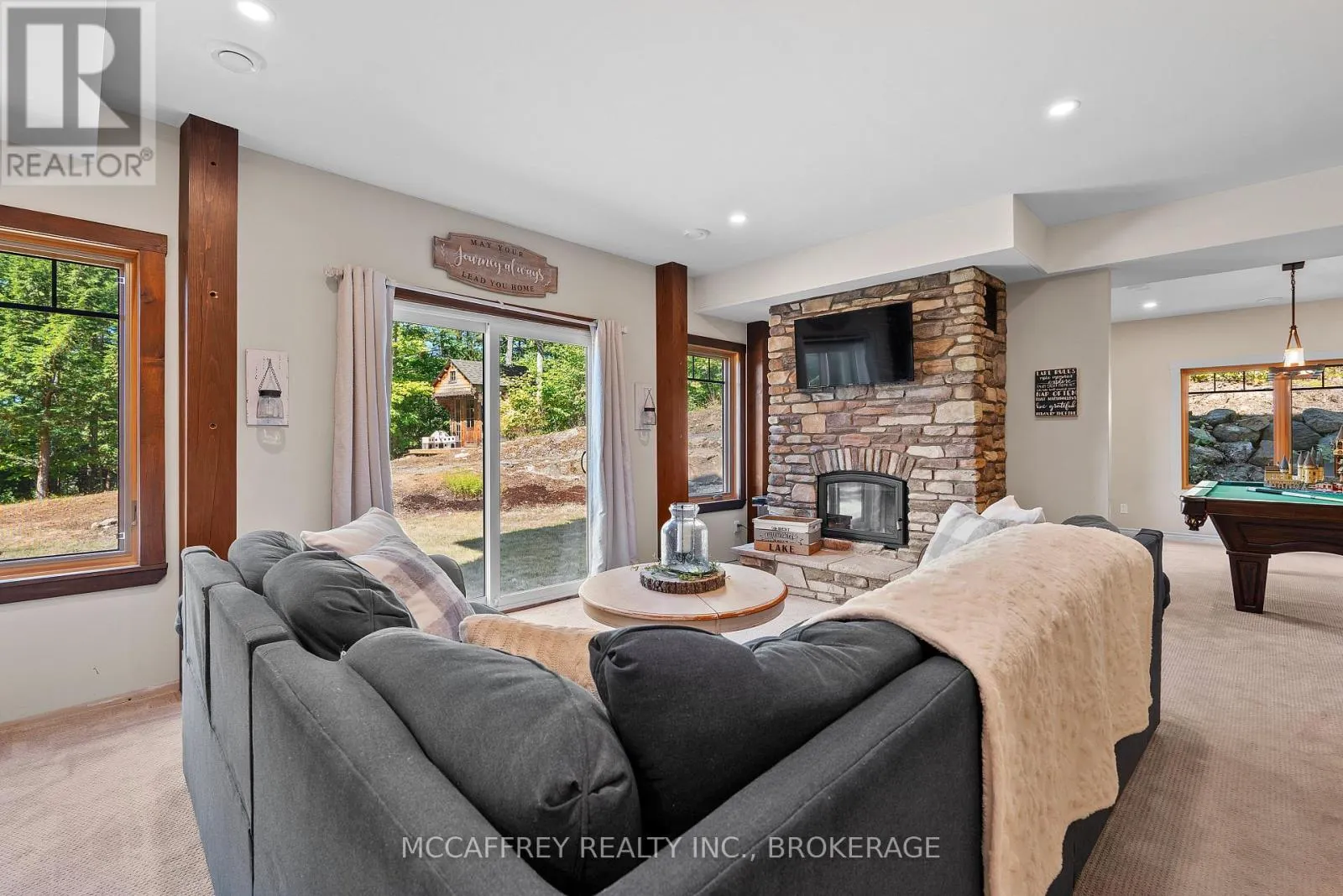 840 LONGS LANE