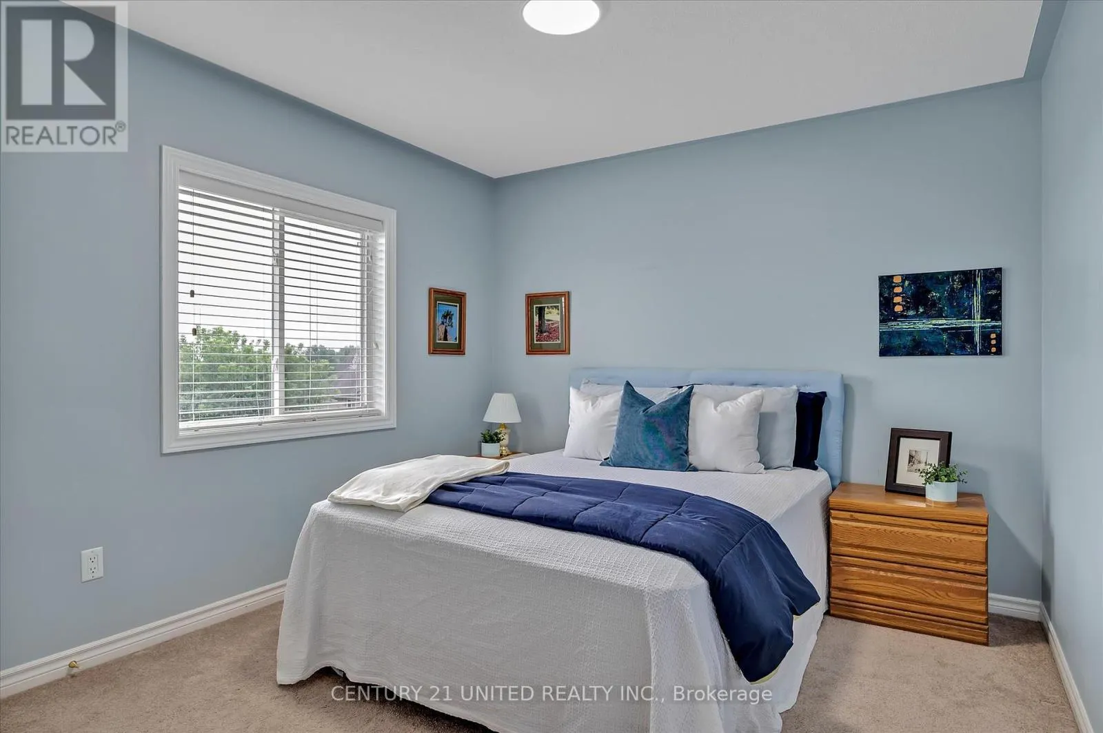 213 FARRIER CRESCENT