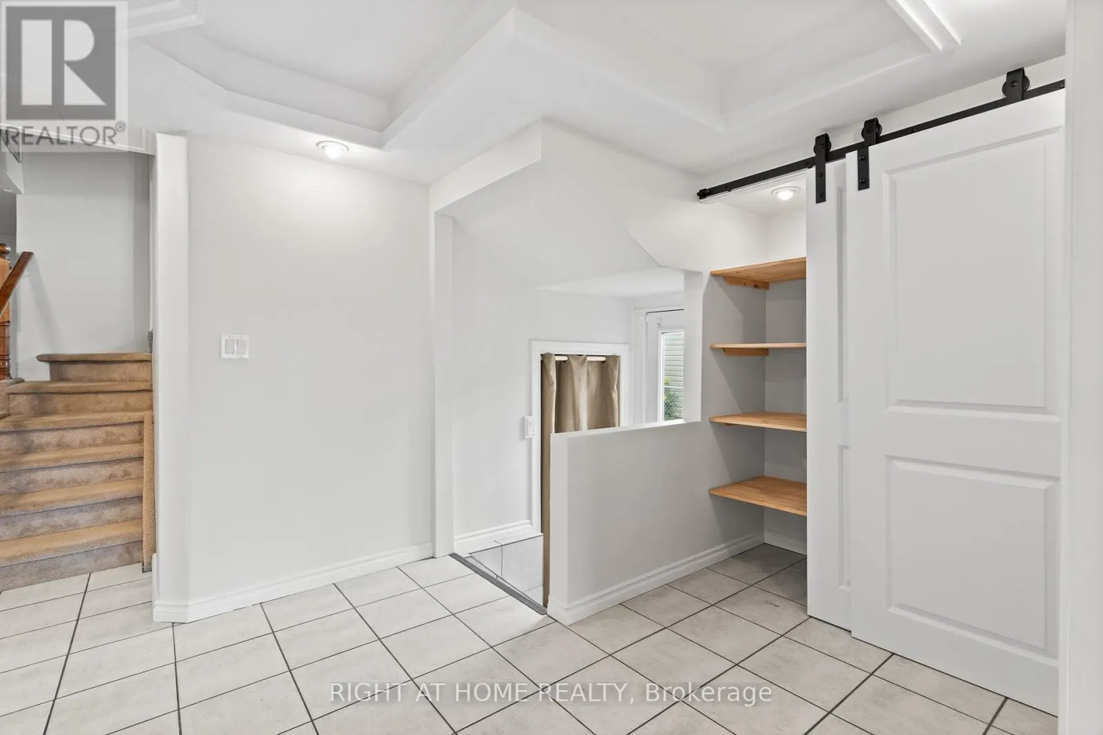 70 POWERVIEW AVENUE