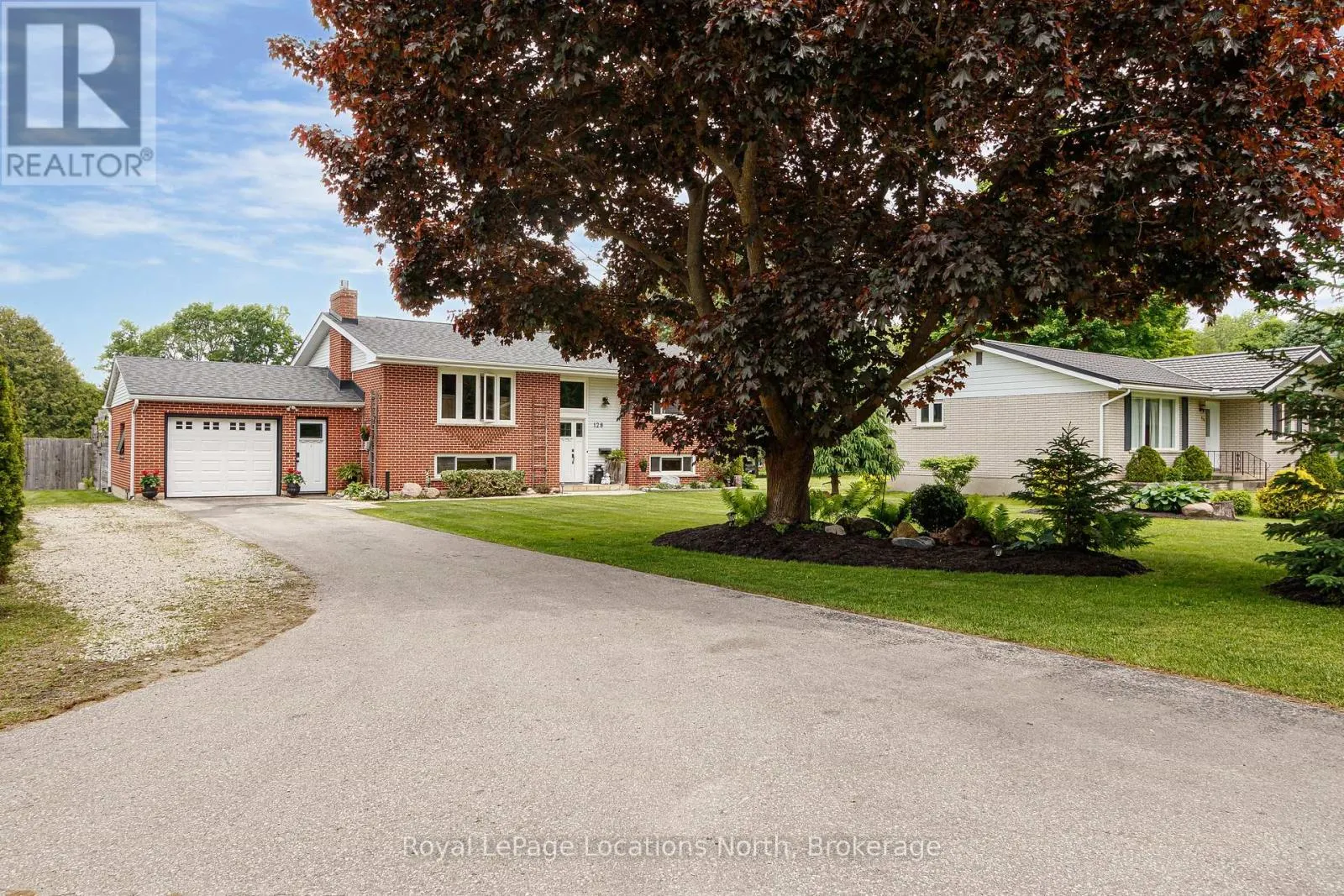 128 MONTGOMERY STREET