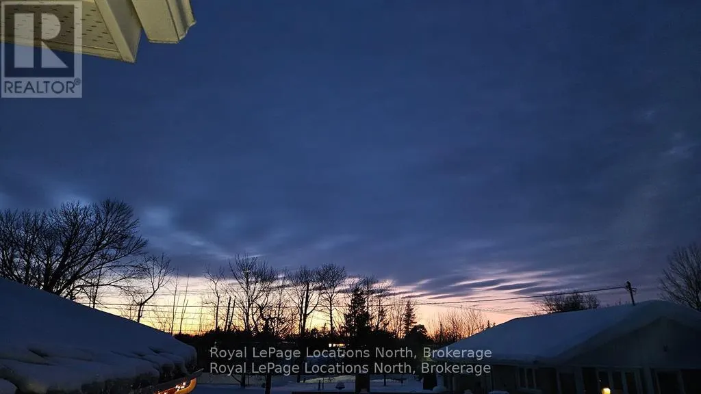 128 MONTGOMERY STREET