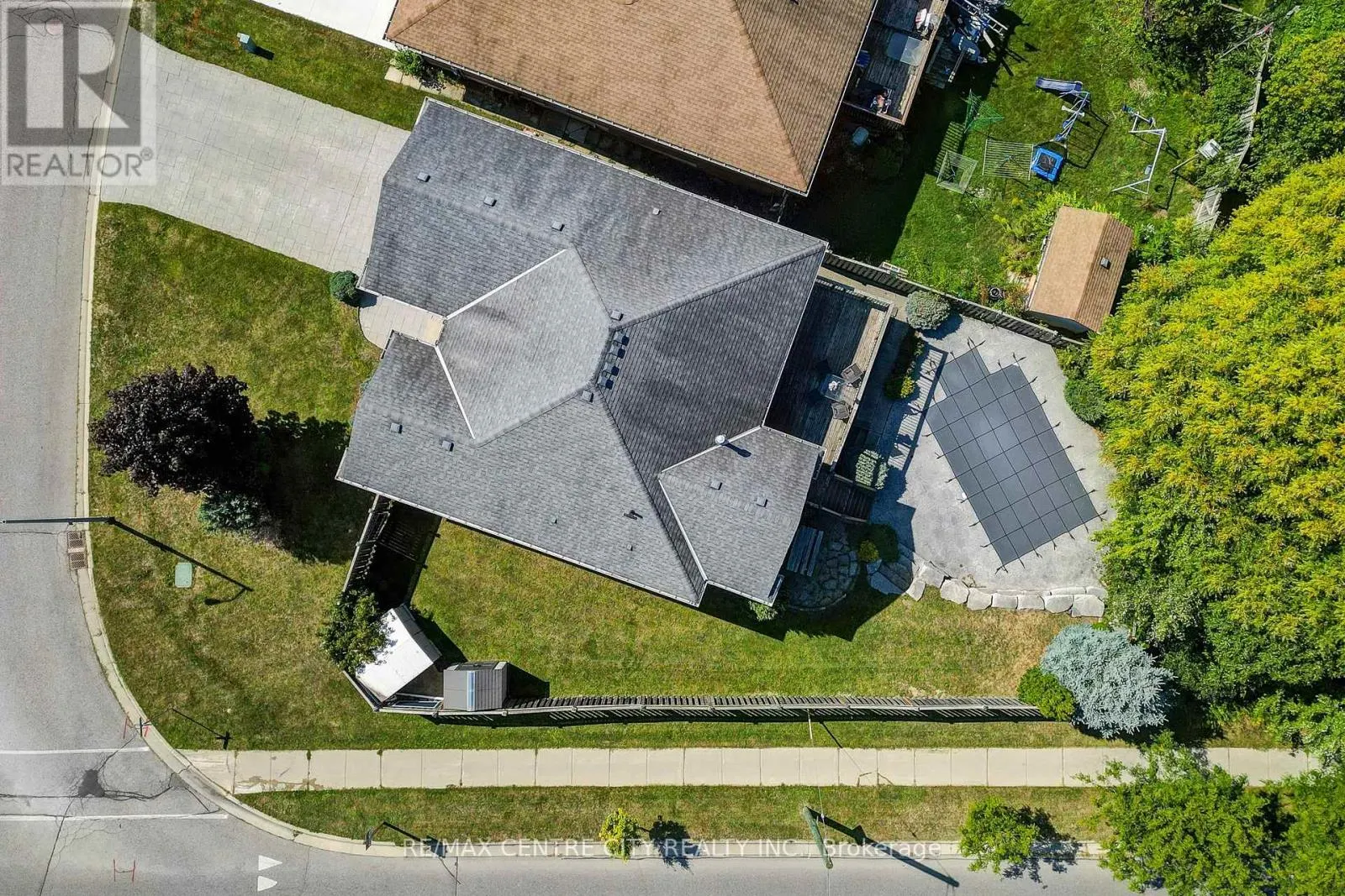 1 MCGREGOR COURT