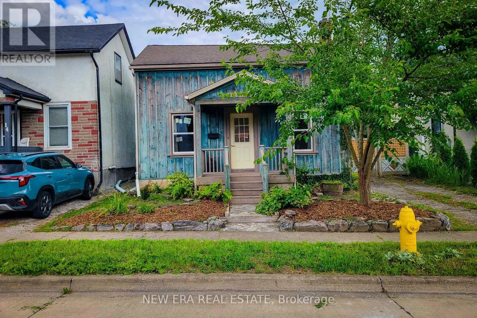 16 WELLAND STREET S