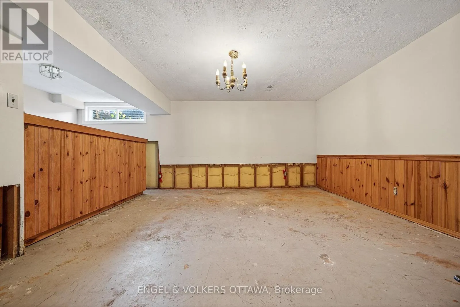 29 MILNE CRESCENT