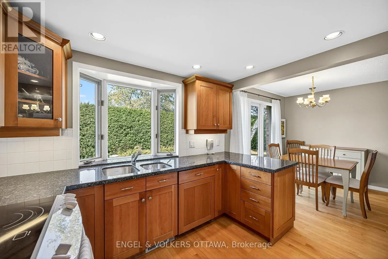 29 MILNE CRESCENT