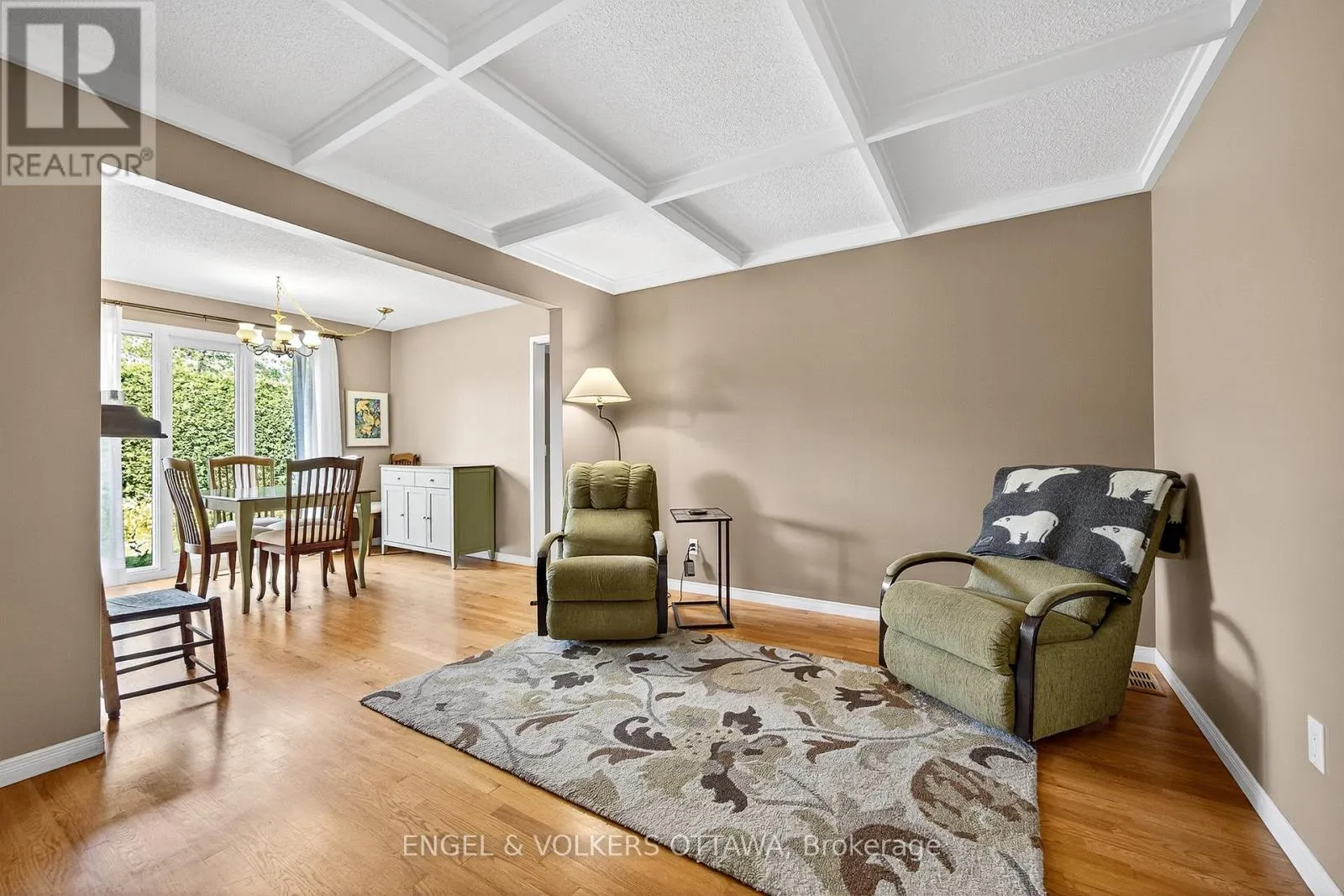 29 MILNE CRESCENT