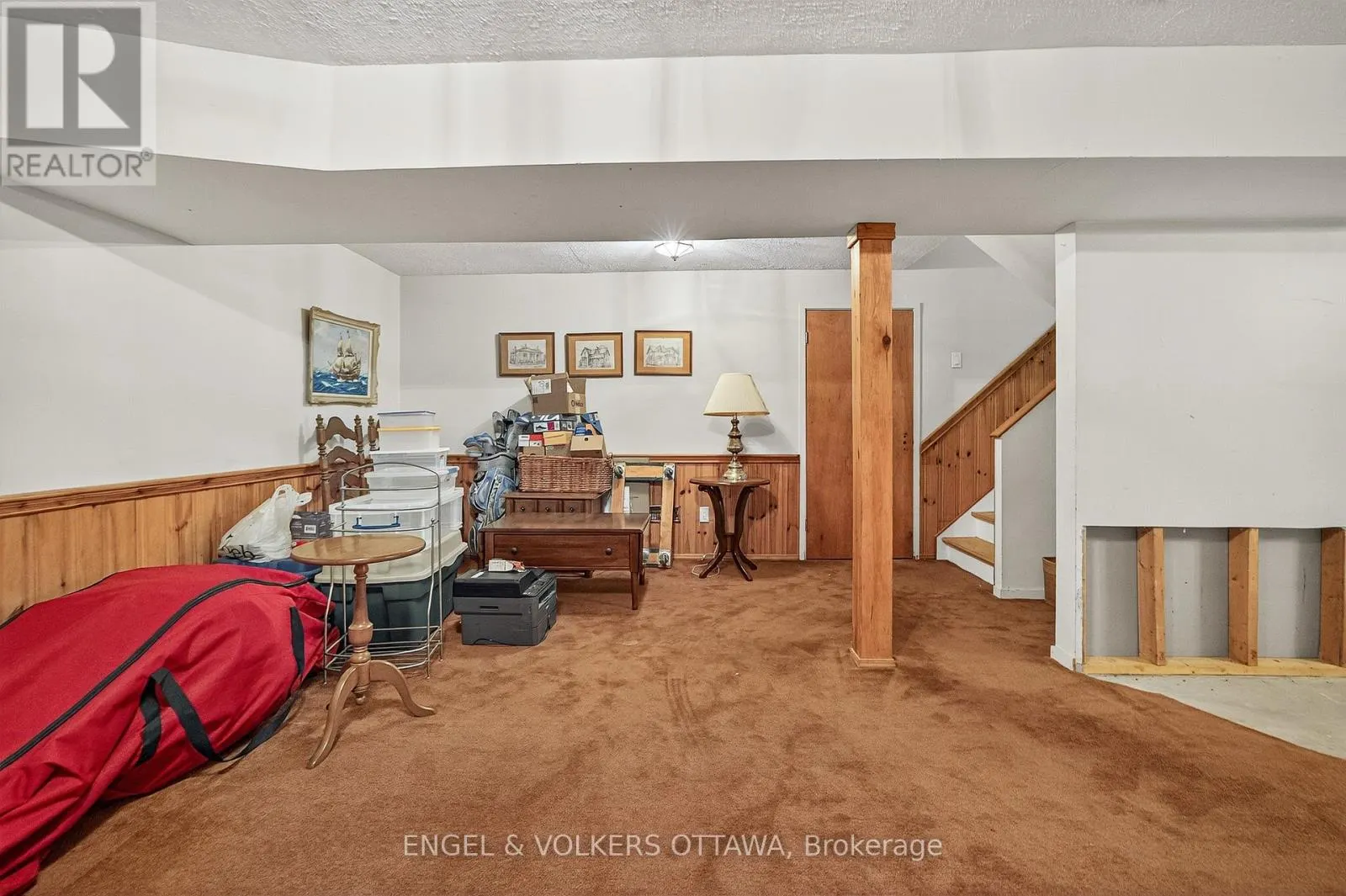 29 MILNE CRESCENT