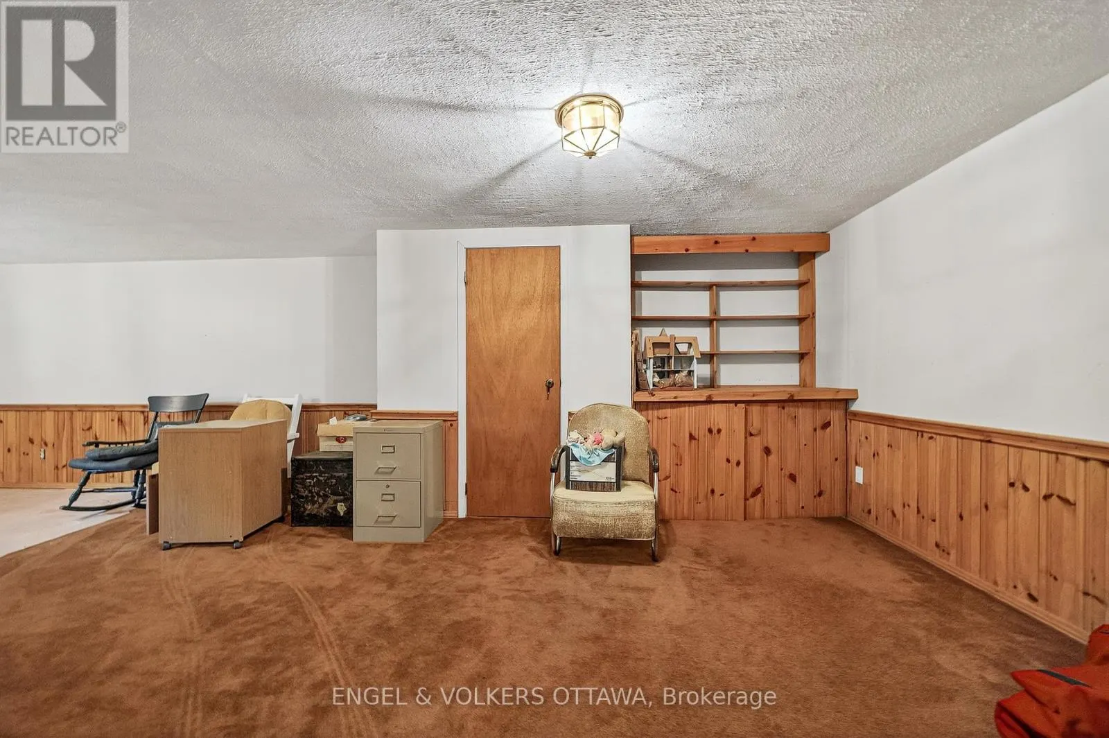 29 MILNE CRESCENT