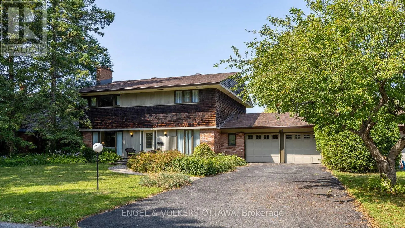 29 MILNE CRESCENT