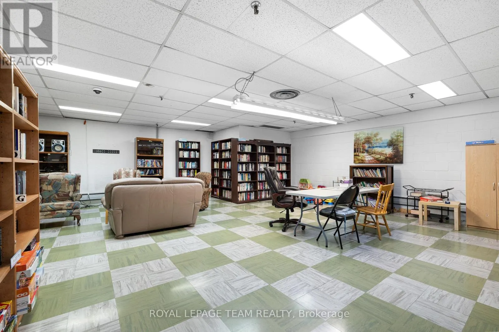 603 - 665 BATHGATE DRIVE