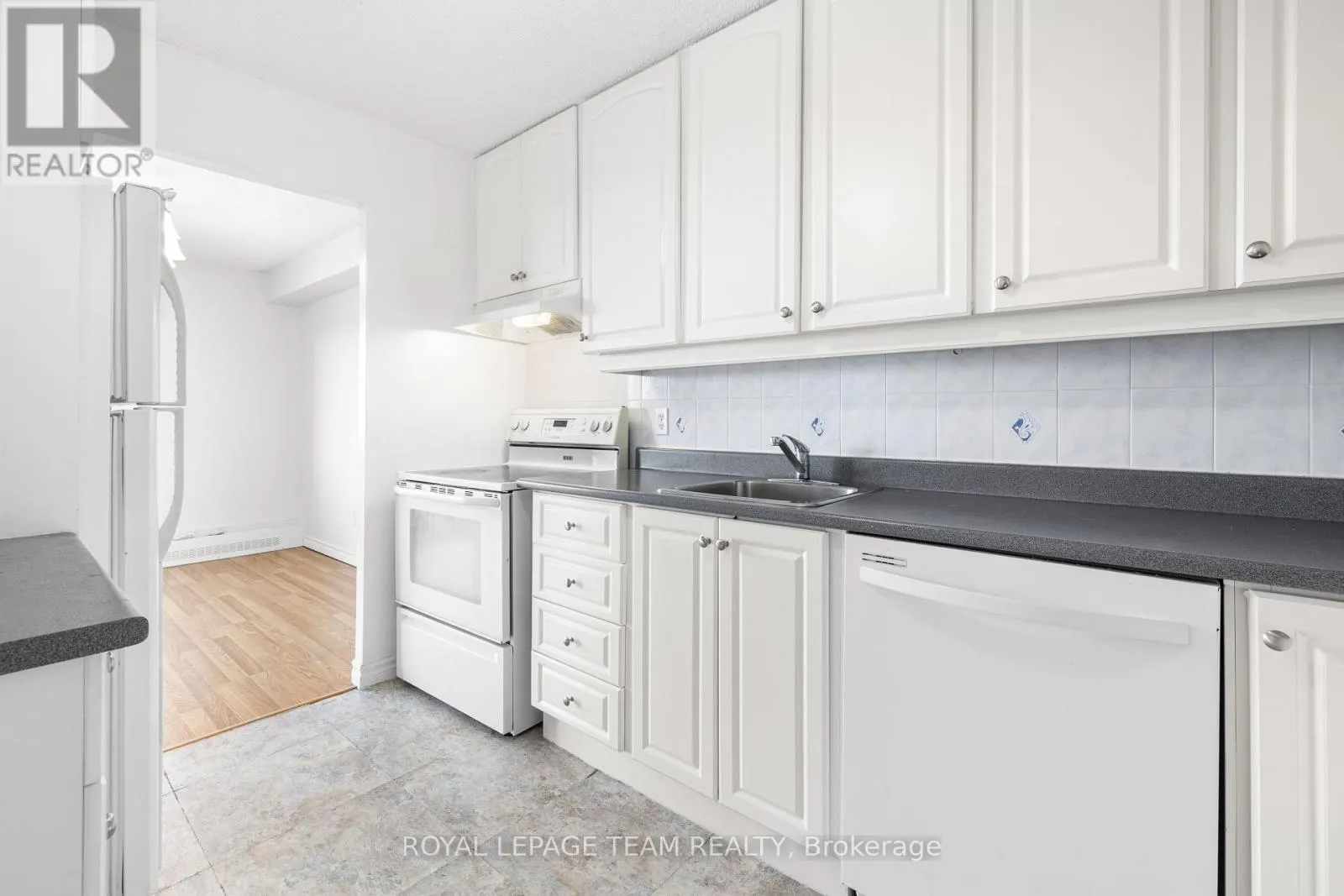 603 - 665 BATHGATE DRIVE