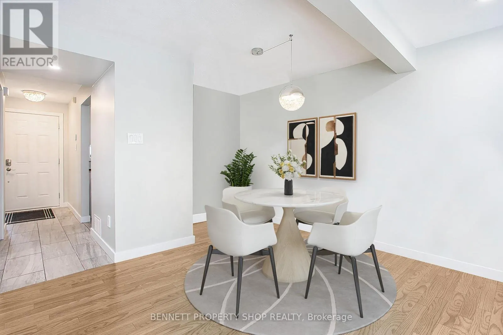 77 - 1642 DU SOMMET PLACE