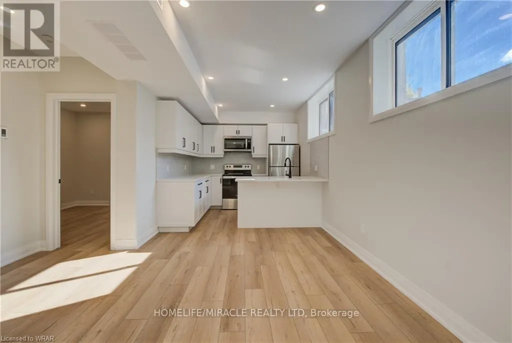 2-LOWER - 160 WEBER STREET W