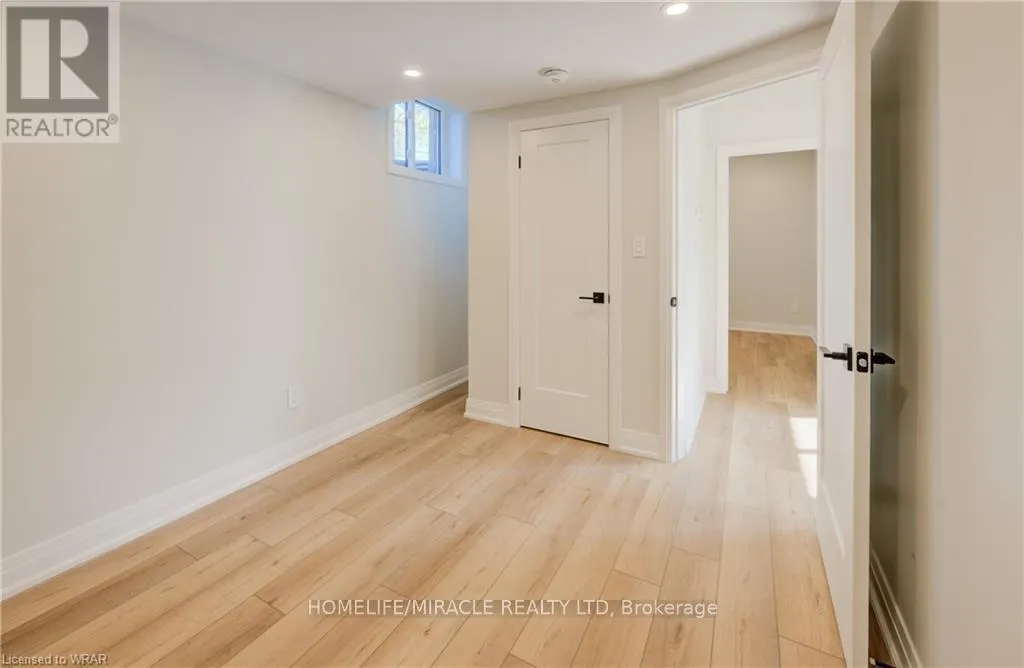 2-LOWER - 160 WEBER STREET W