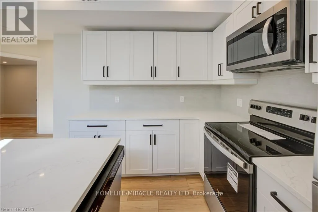 2-LOWER - 160 WEBER STREET W