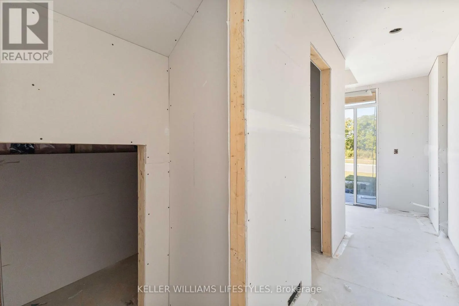 18 - 2605 KETTERING PLACE, #18