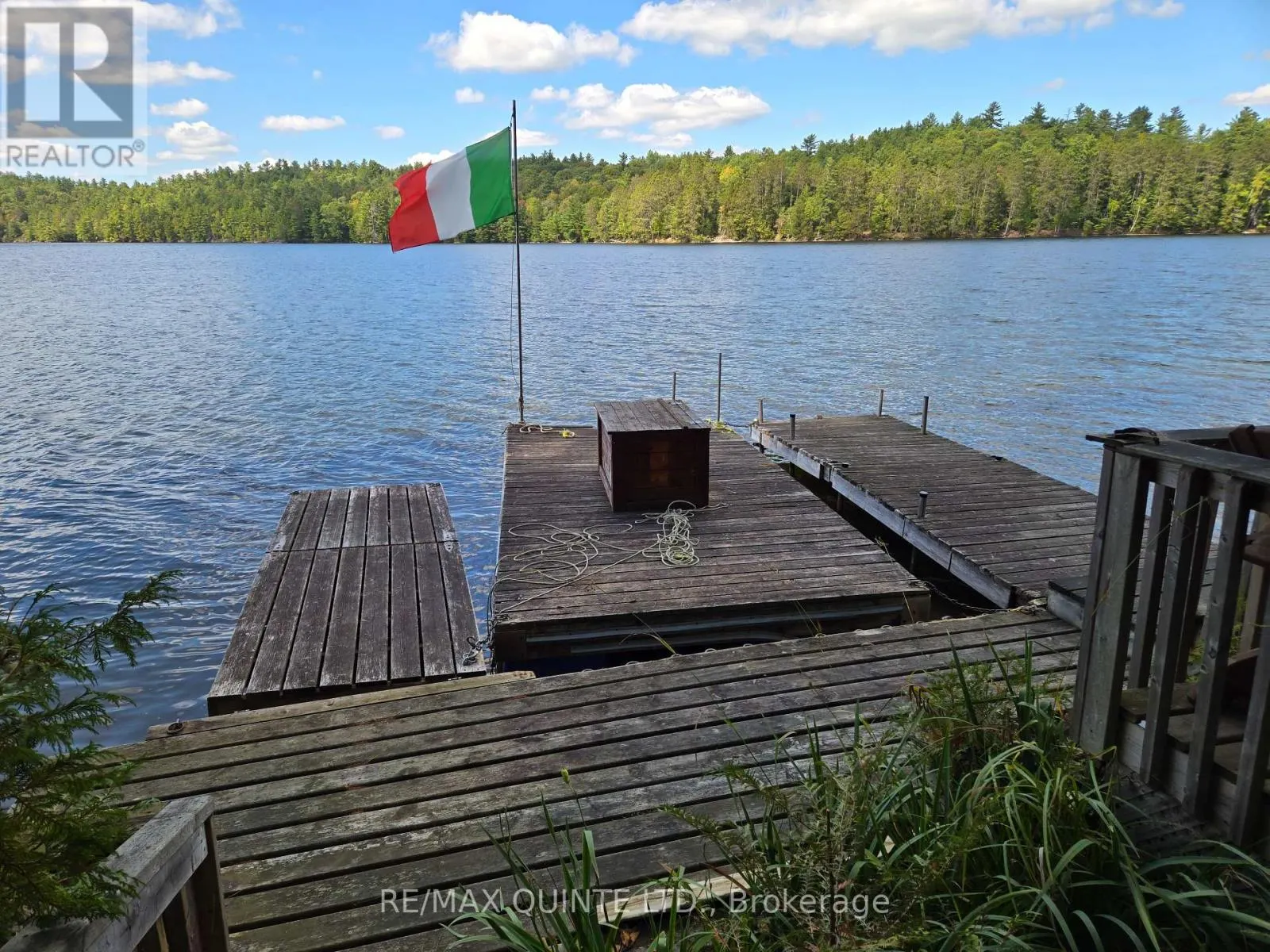 1261A SHAWENEGOG LAKE LANE
