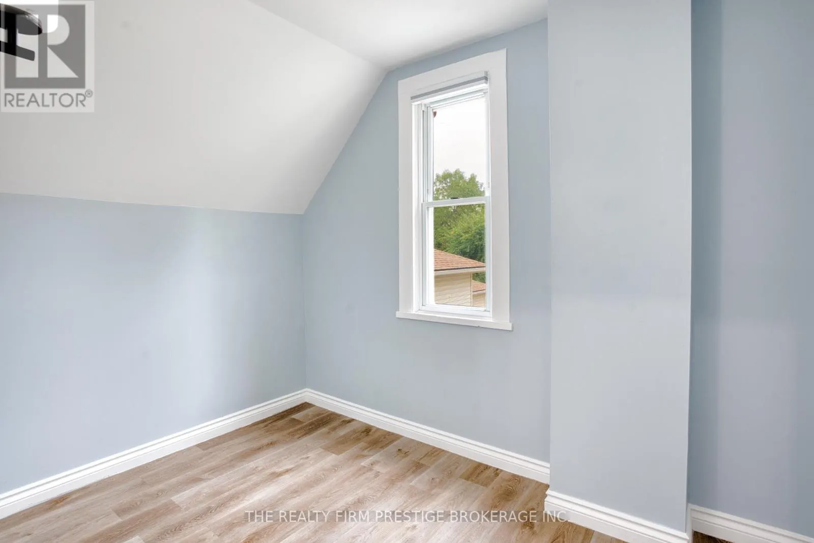 745 1/2 LITTLE GREY STREET