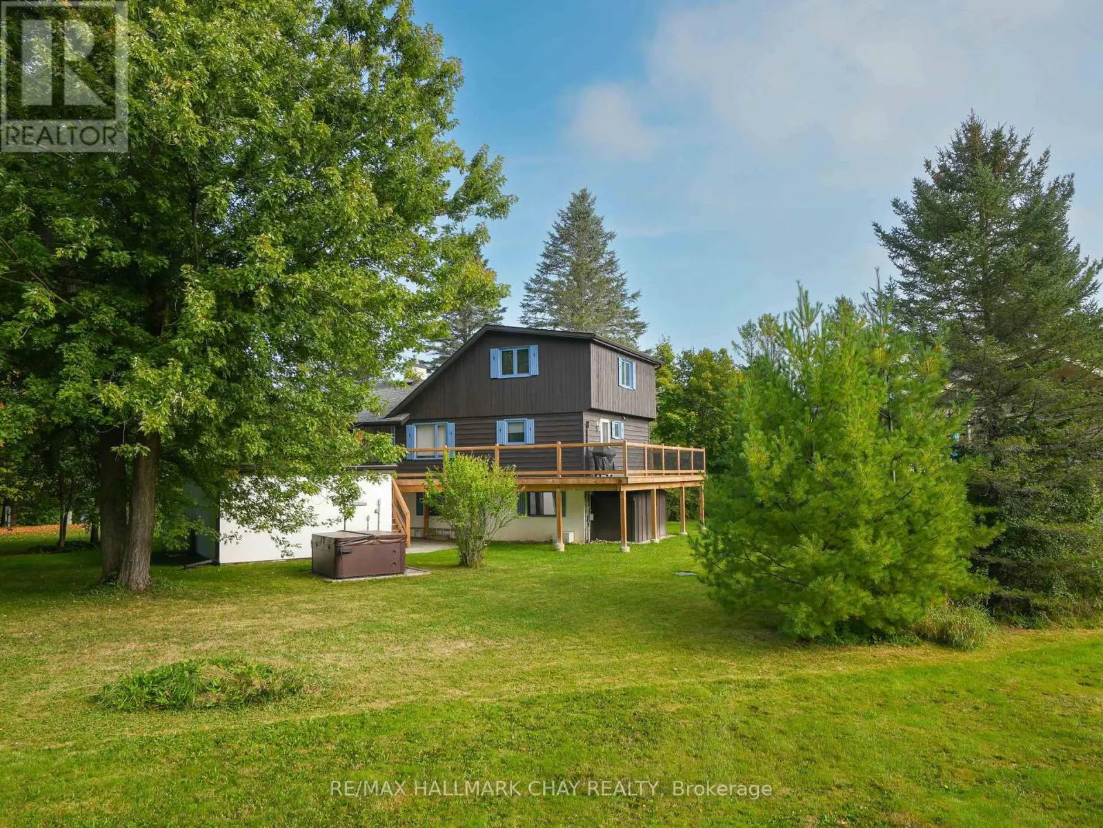 61 PINE RIVER CRESCENT