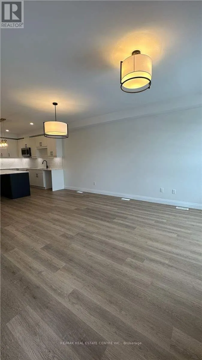 71 - 3900 SAVOY STREET