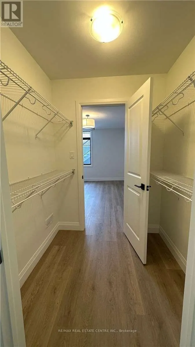 71 - 3900 SAVOY STREET