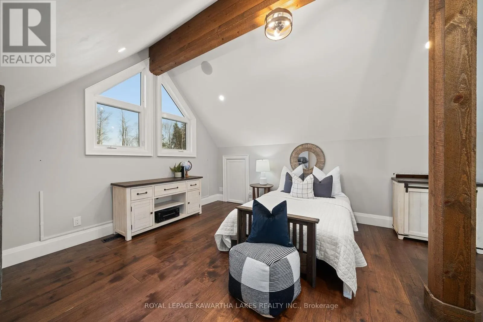 29 RUSTLEWOOD AVENUE