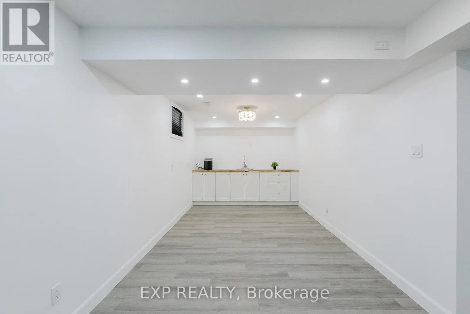 504 ALBERT BOYD PRIVATE