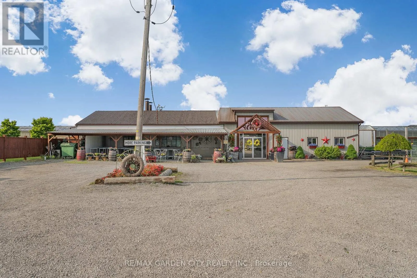 174 MUD STREET W