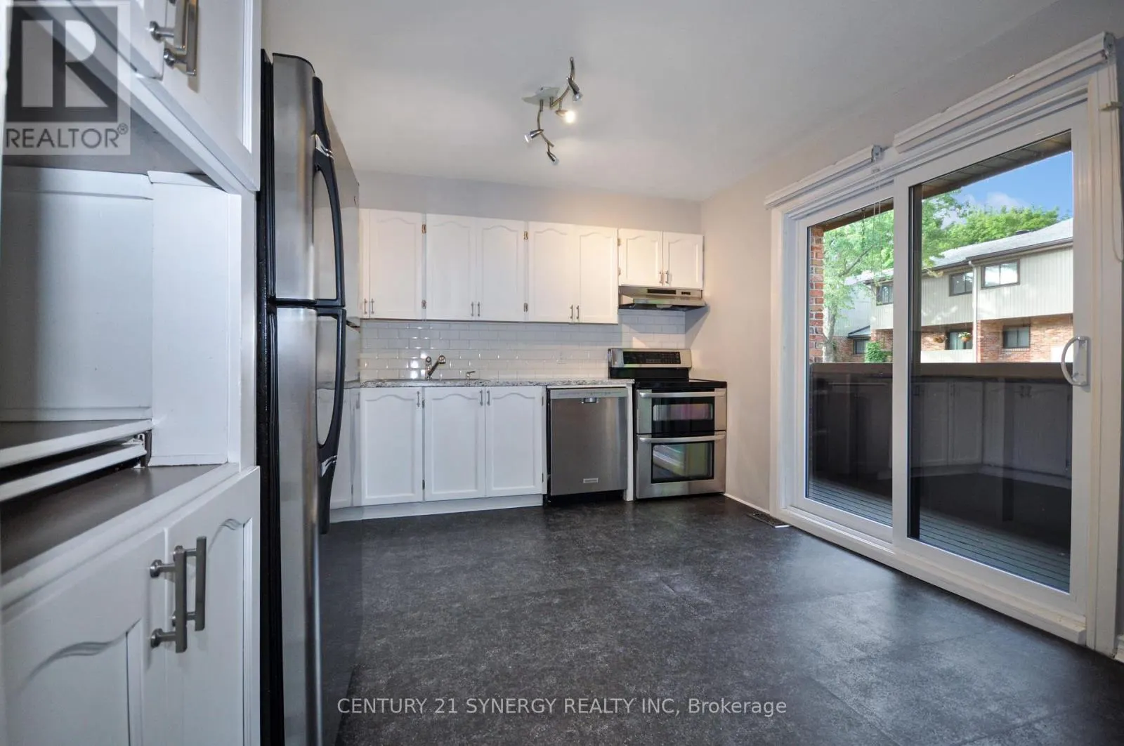 16-50 GREENBANK ROAD