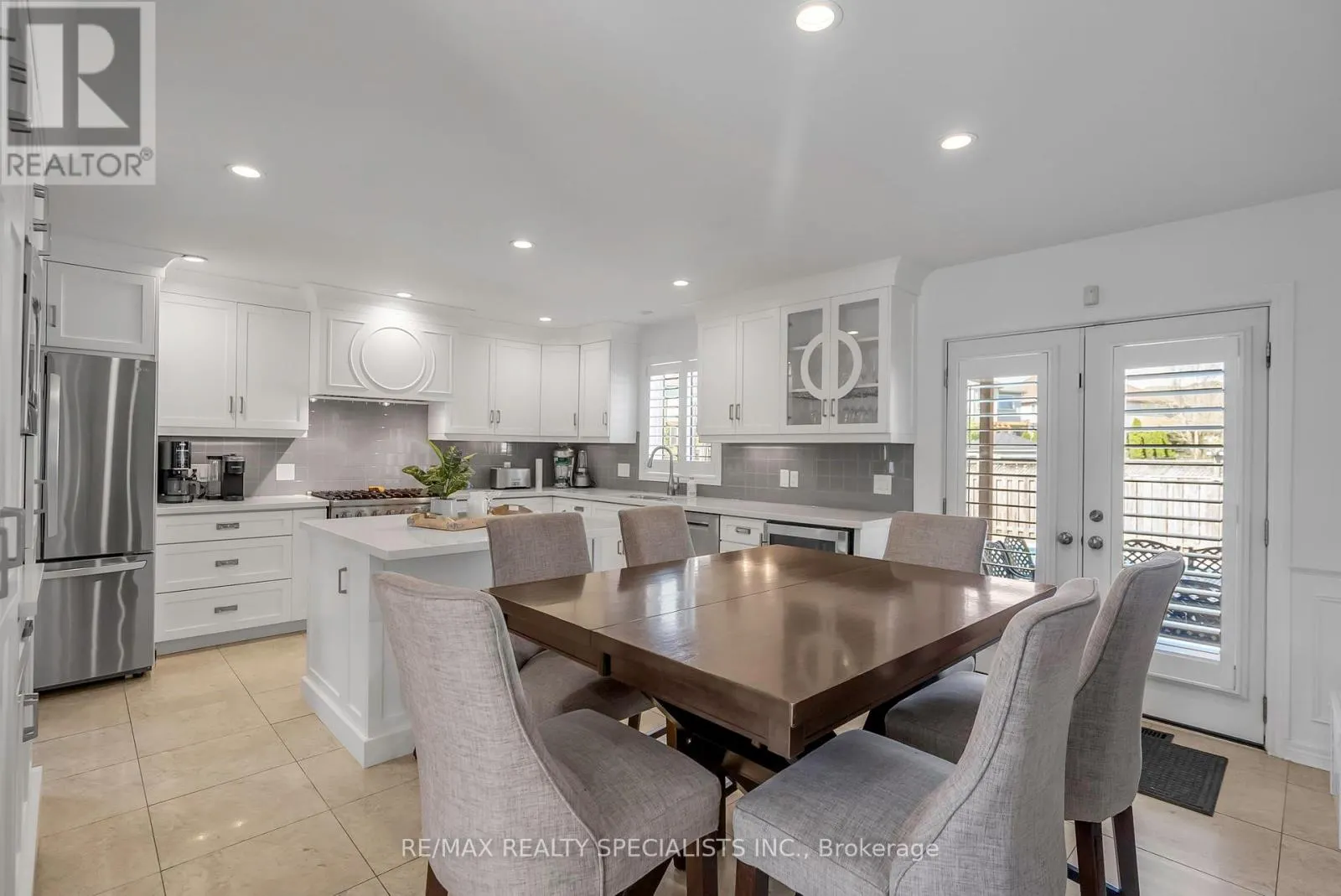 8087 BEAVER GLEN DRIVE