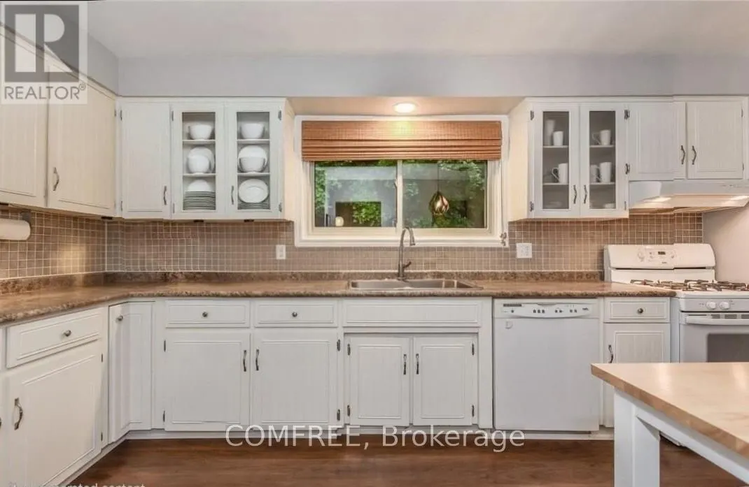 93 WATER STREET E