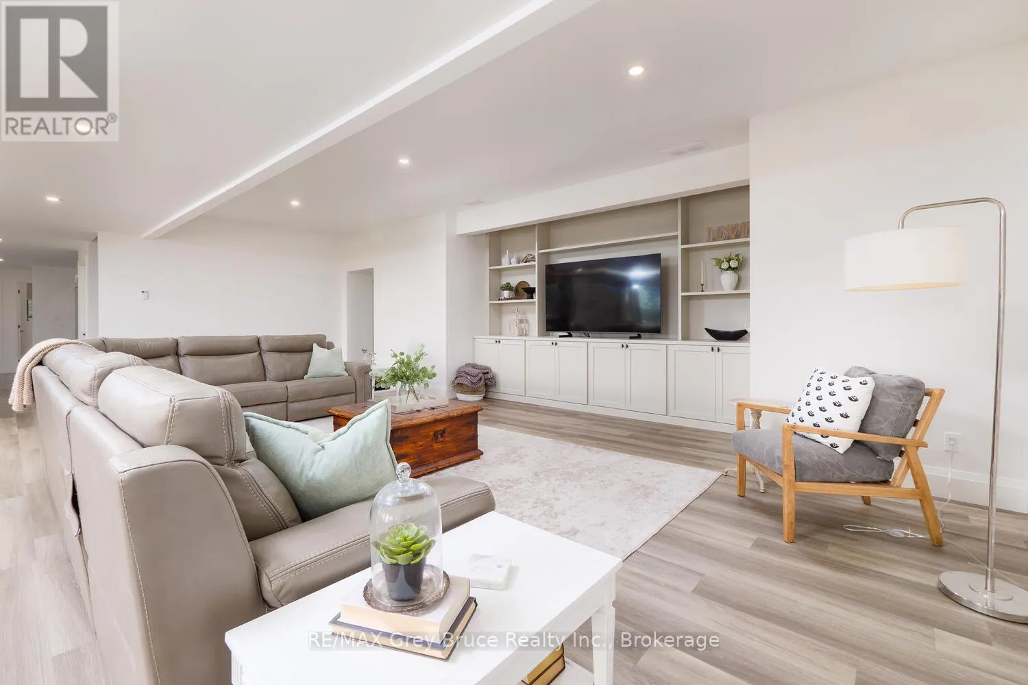 117 ALMUR DRIVE