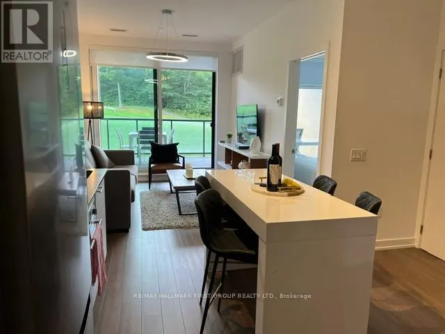 104 - 120 CARRICK TRAIL