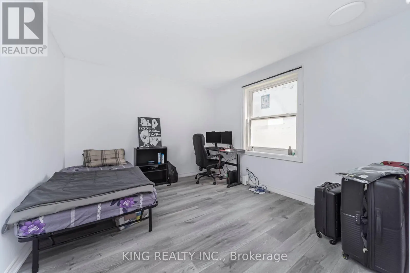1097 QUEENS BOULEVARD