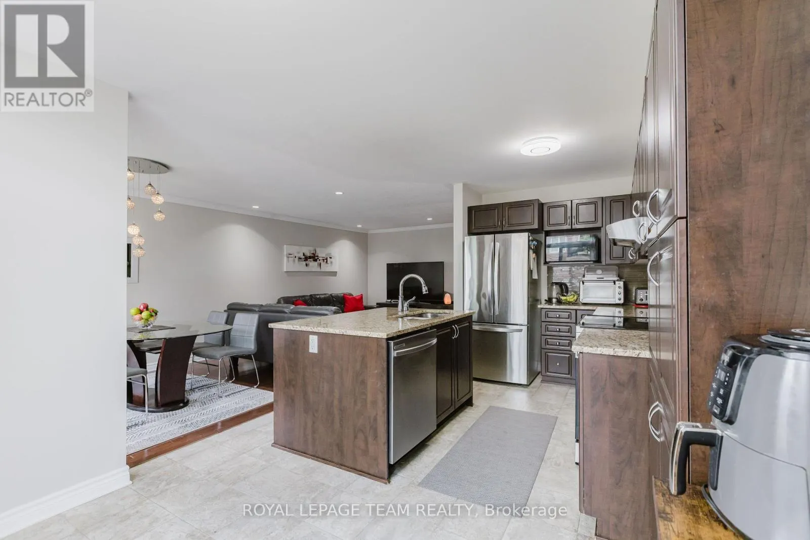 121 MANCINI WAY