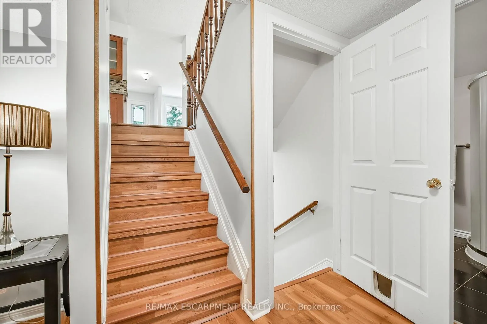 14 ASHRIDGE PLACE