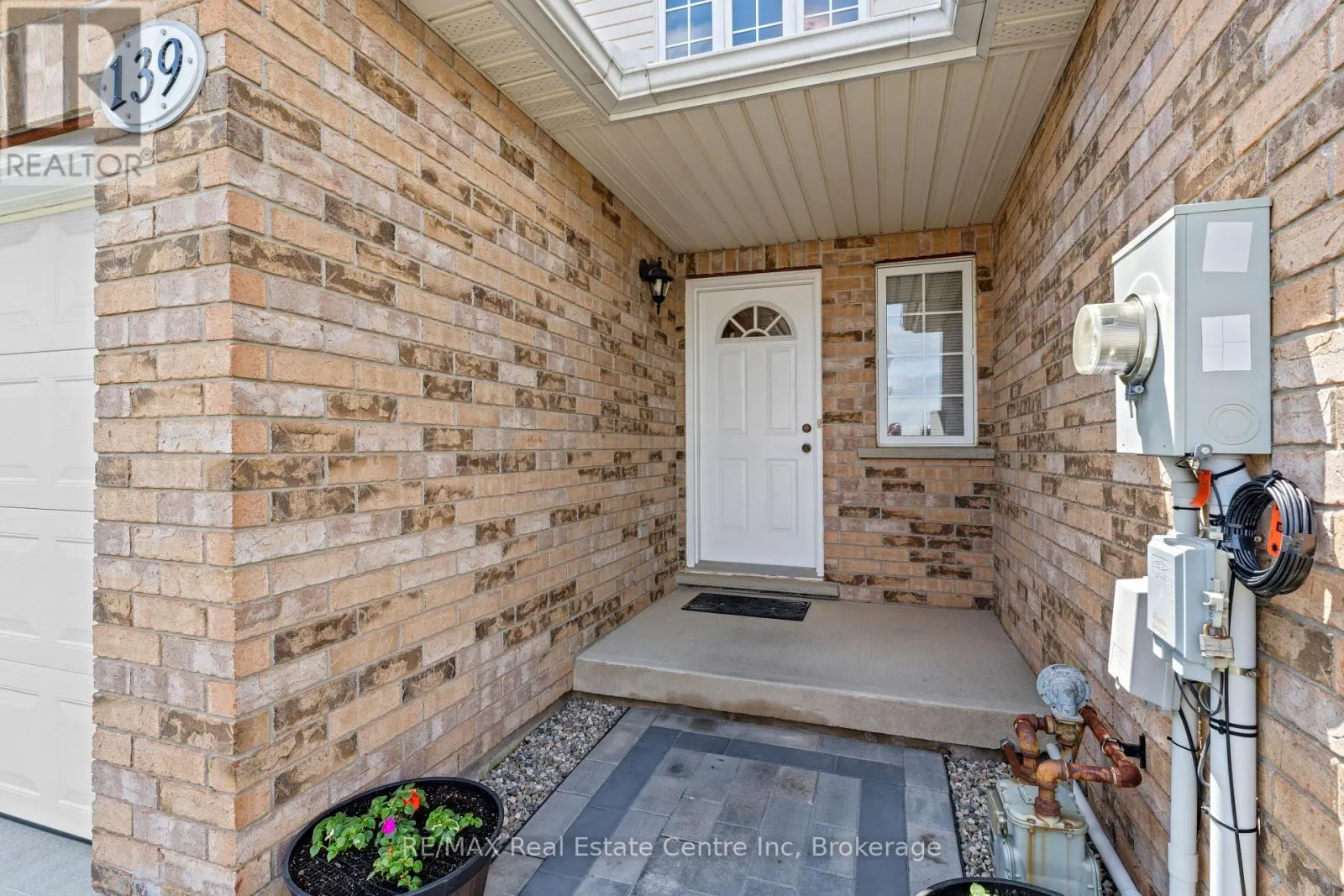 139 GOSLING GARDENS