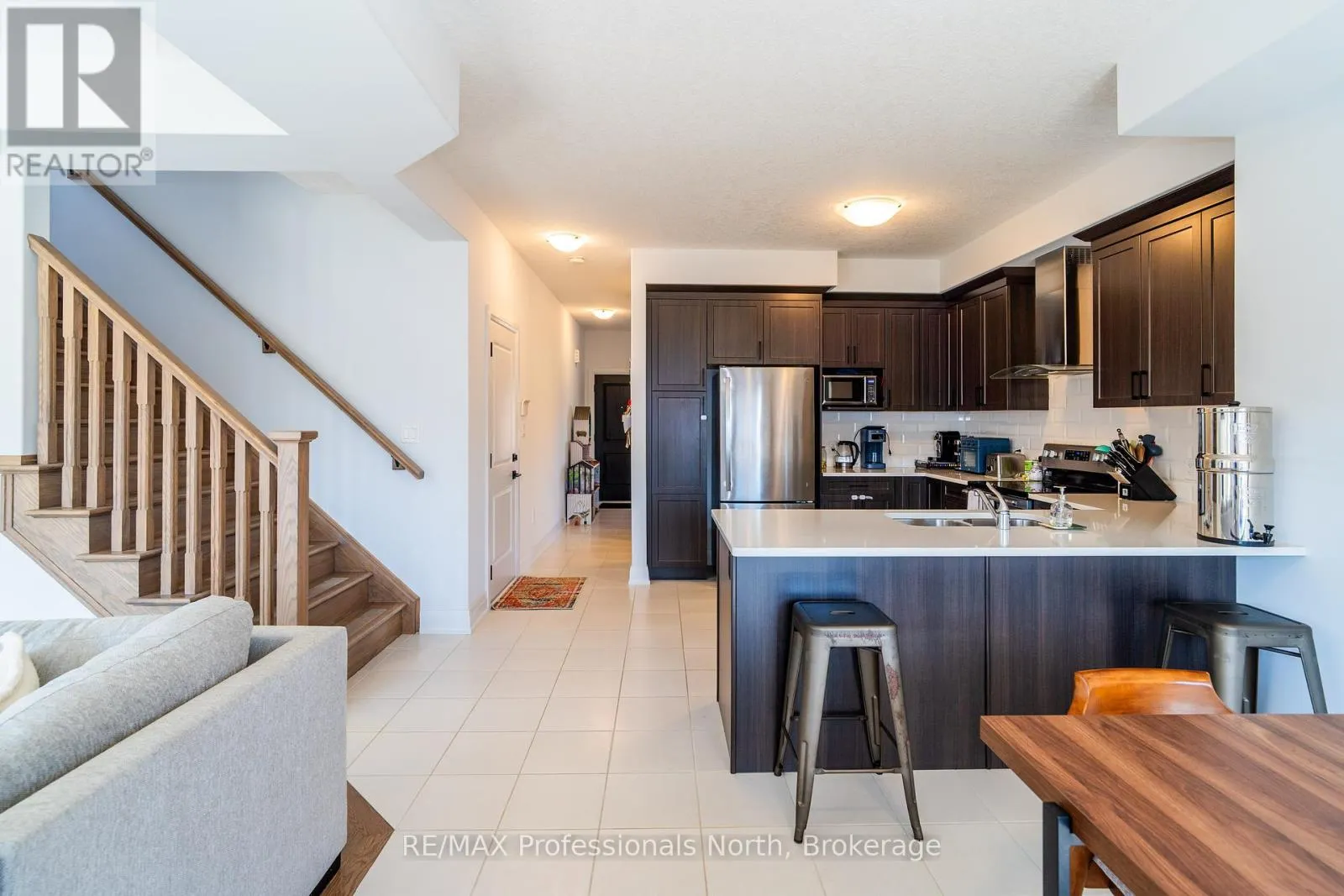 35 WOODSTREAM DRIVE