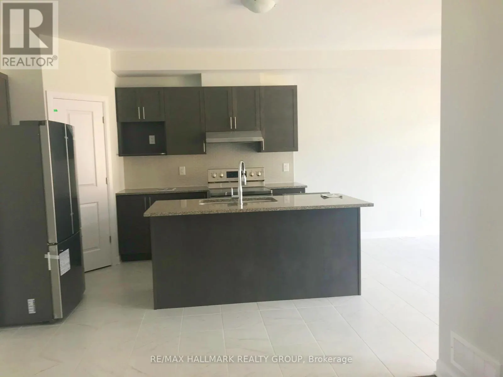 123 PALOMA CIRCLE