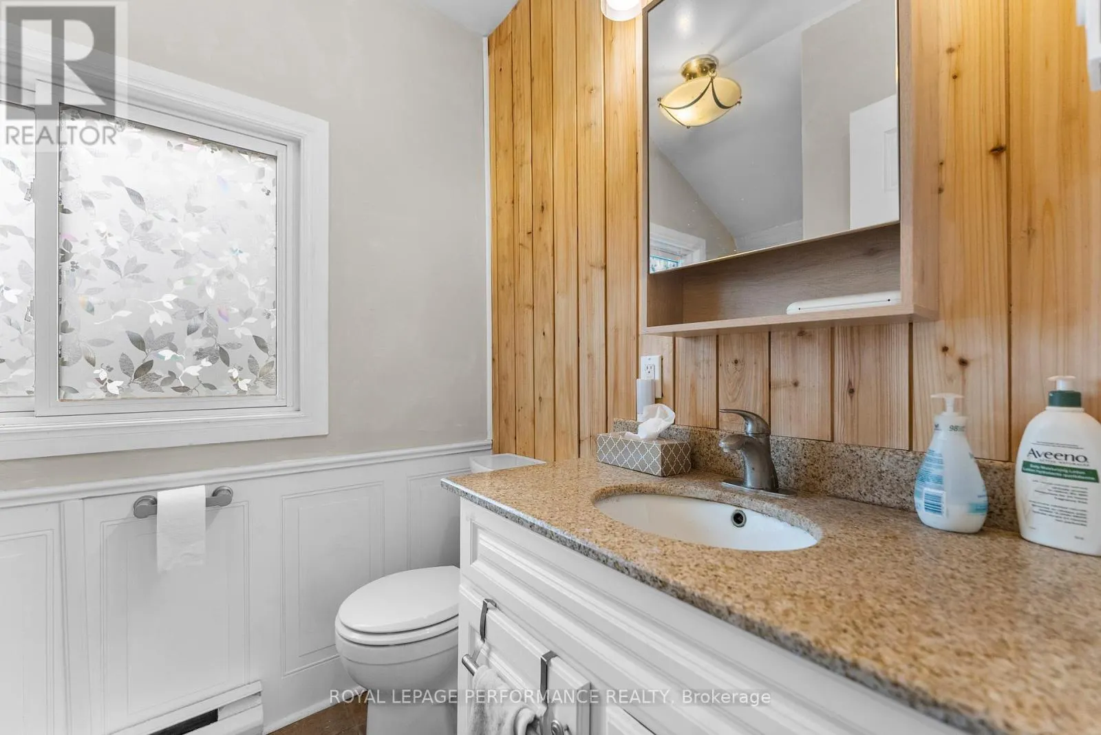 1930 SUNBURY ROAD
