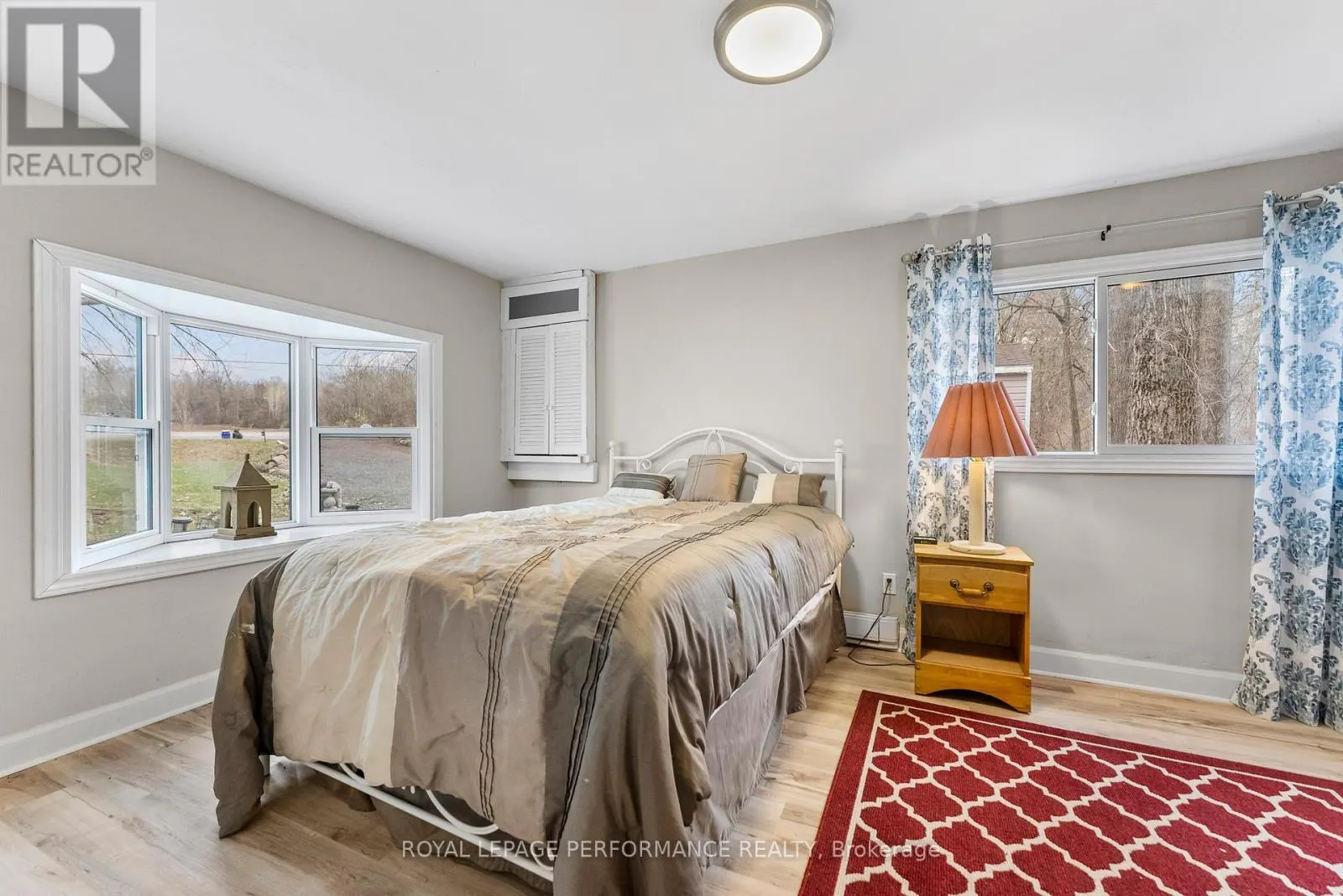 1930 SUNBURY ROAD