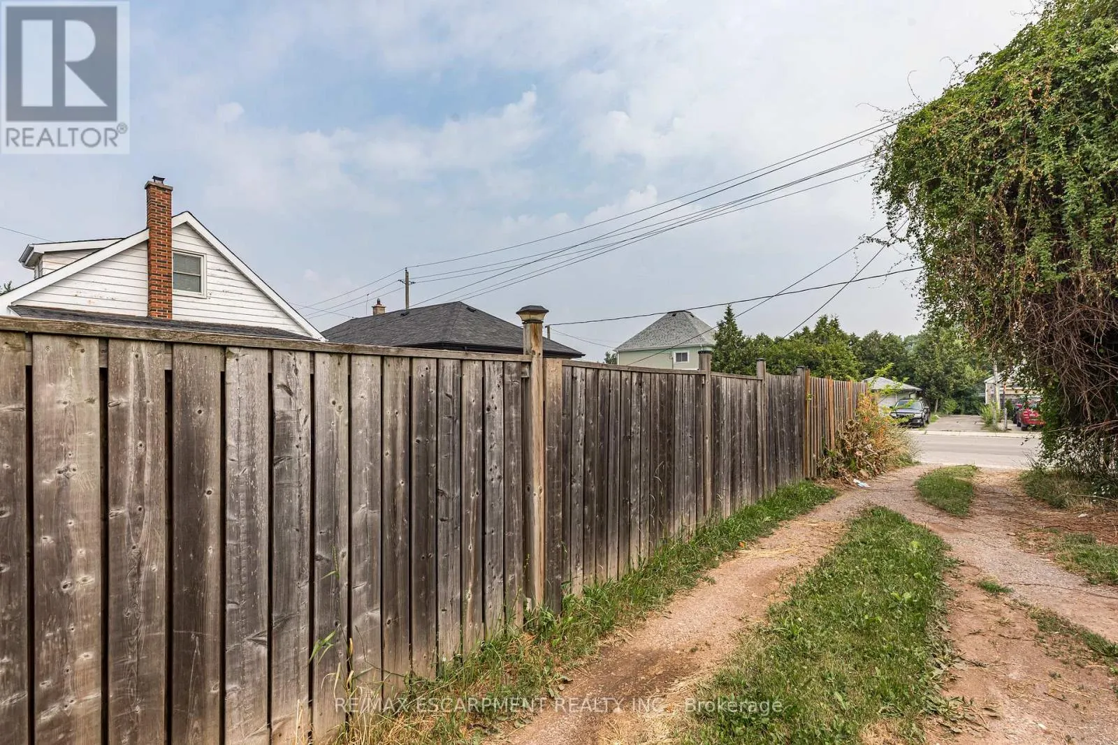 118 JULIAN AVENUE