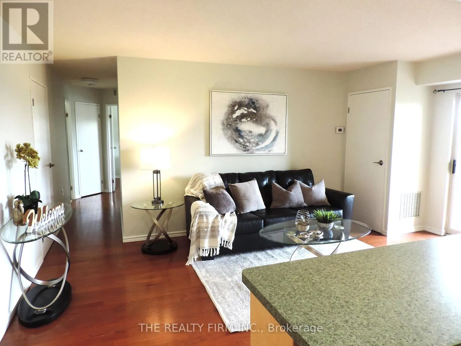 504 - 858 COMMISSIONERS ROAD E, #504