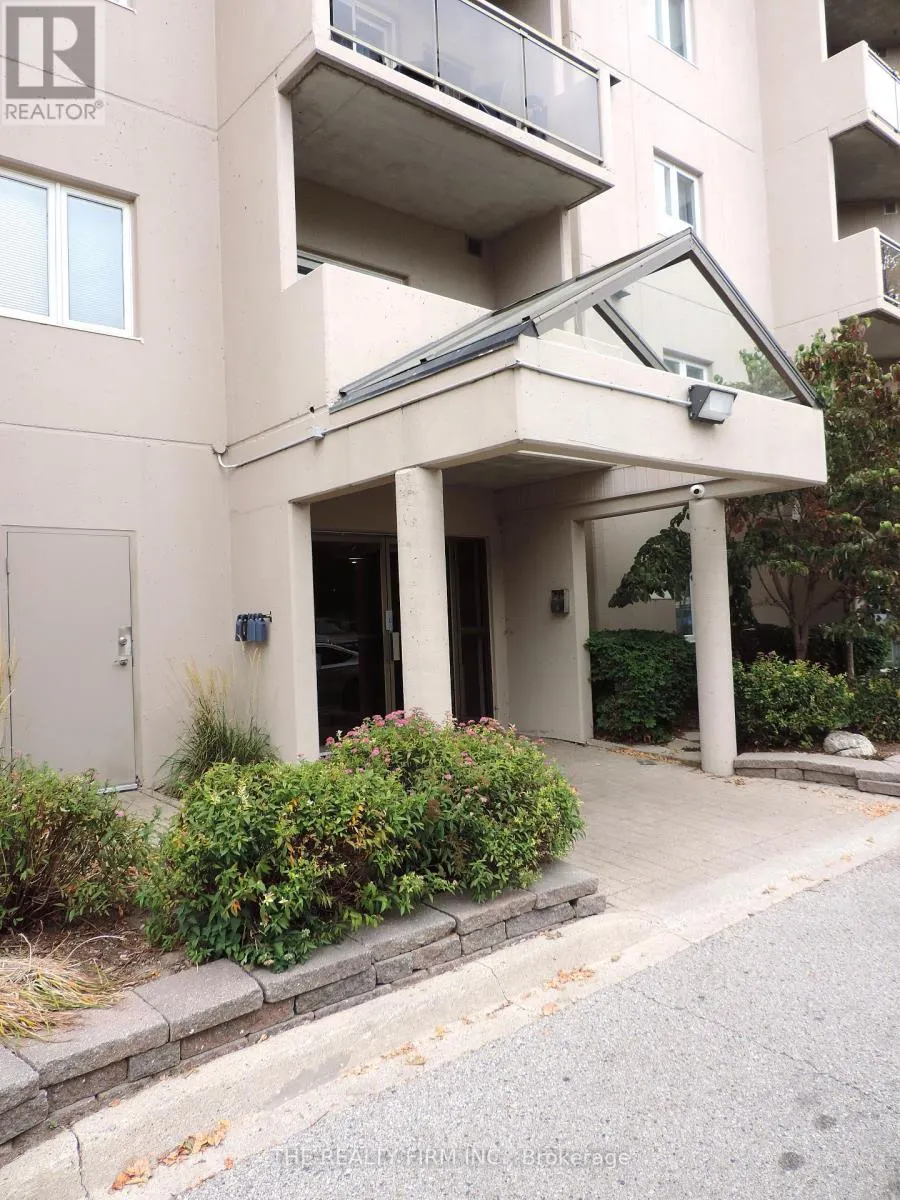504 - 858 COMMISSIONERS ROAD E, #504
