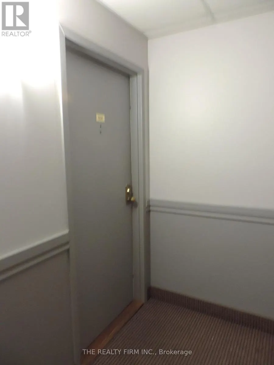 504 - 858 COMMISSIONERS ROAD E, #504