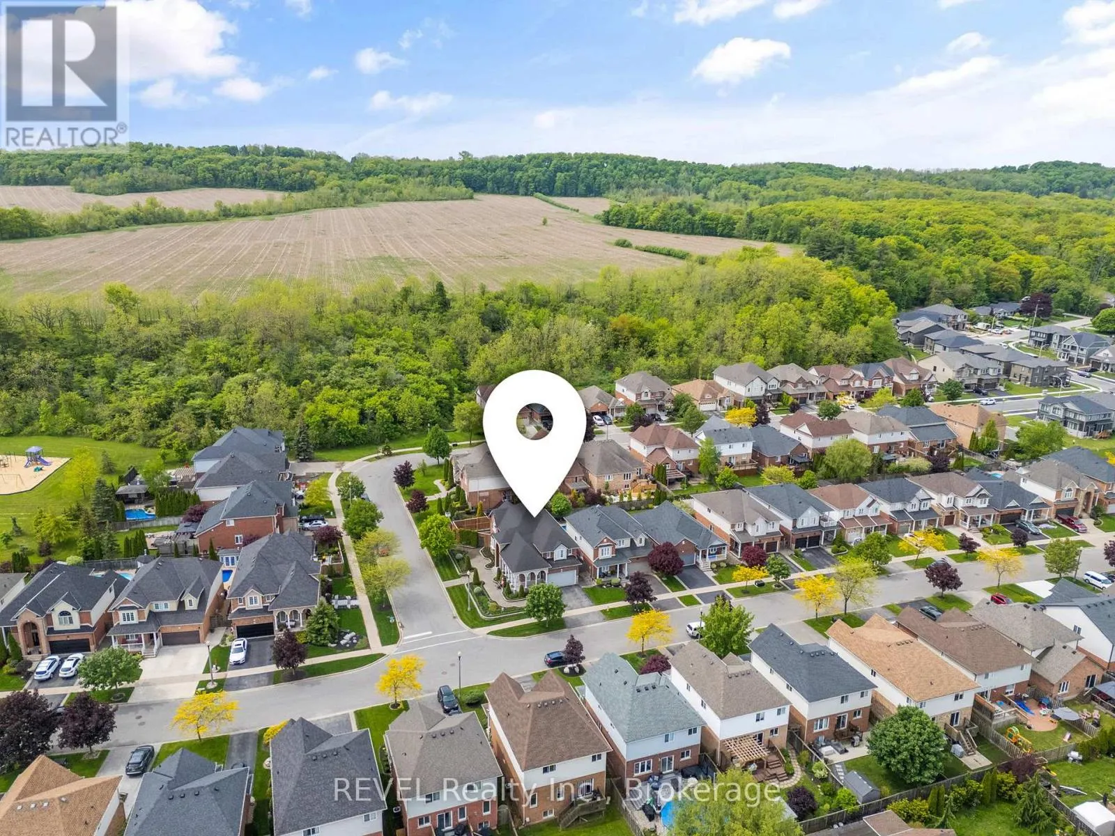 42 VINIFERA DRIVE