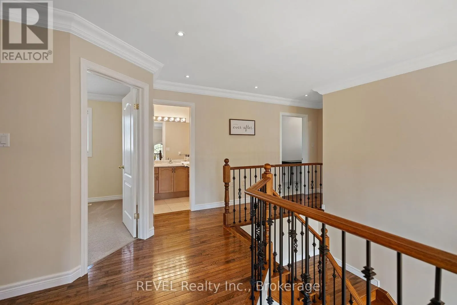 42 VINIFERA DRIVE