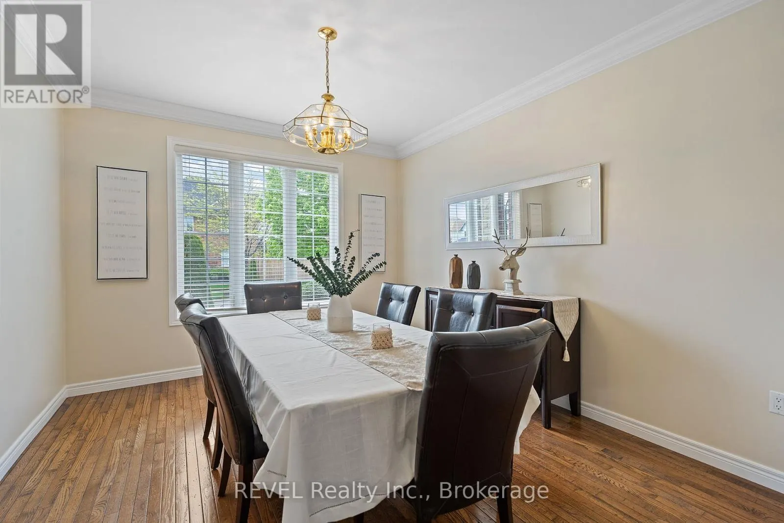 42 VINIFERA DRIVE